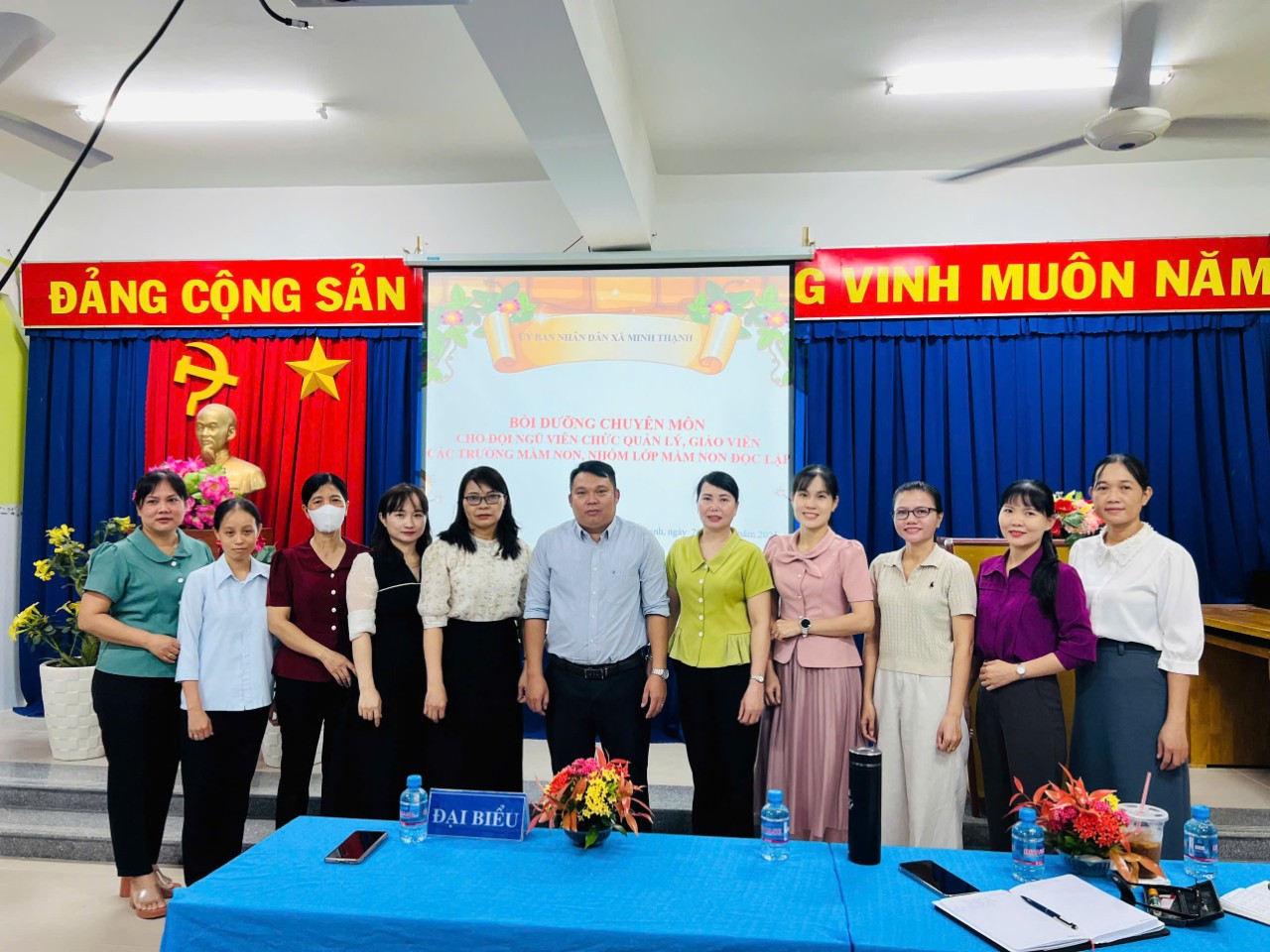 BỒI DƯỠNG CHUYÊN MÔN NÂNG CAO NĂNG LỰC CHO CBQL, GIÁO VIÊN MẦM NON CÔNG LẬP, NHÓM LỚP MN ĐỘC LẬP THUỘC XÃ MINH THẠNH -THÀNH PHỐ HỒ CHÍ MINH. NĂM HỌC 2025-2026